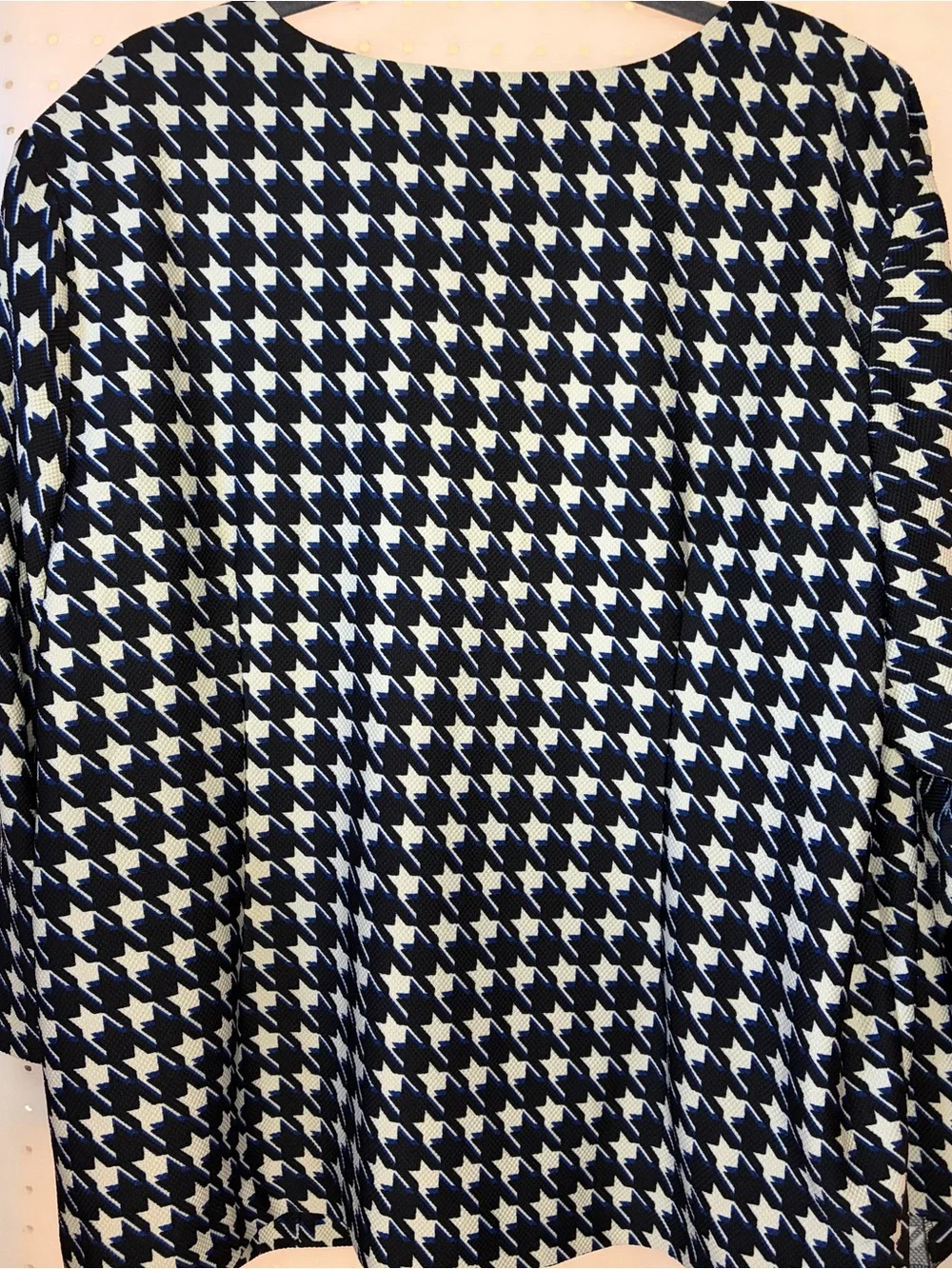 Danny & Nicole Black and White Houndstooth Open Blazer - Picture 3 of 6